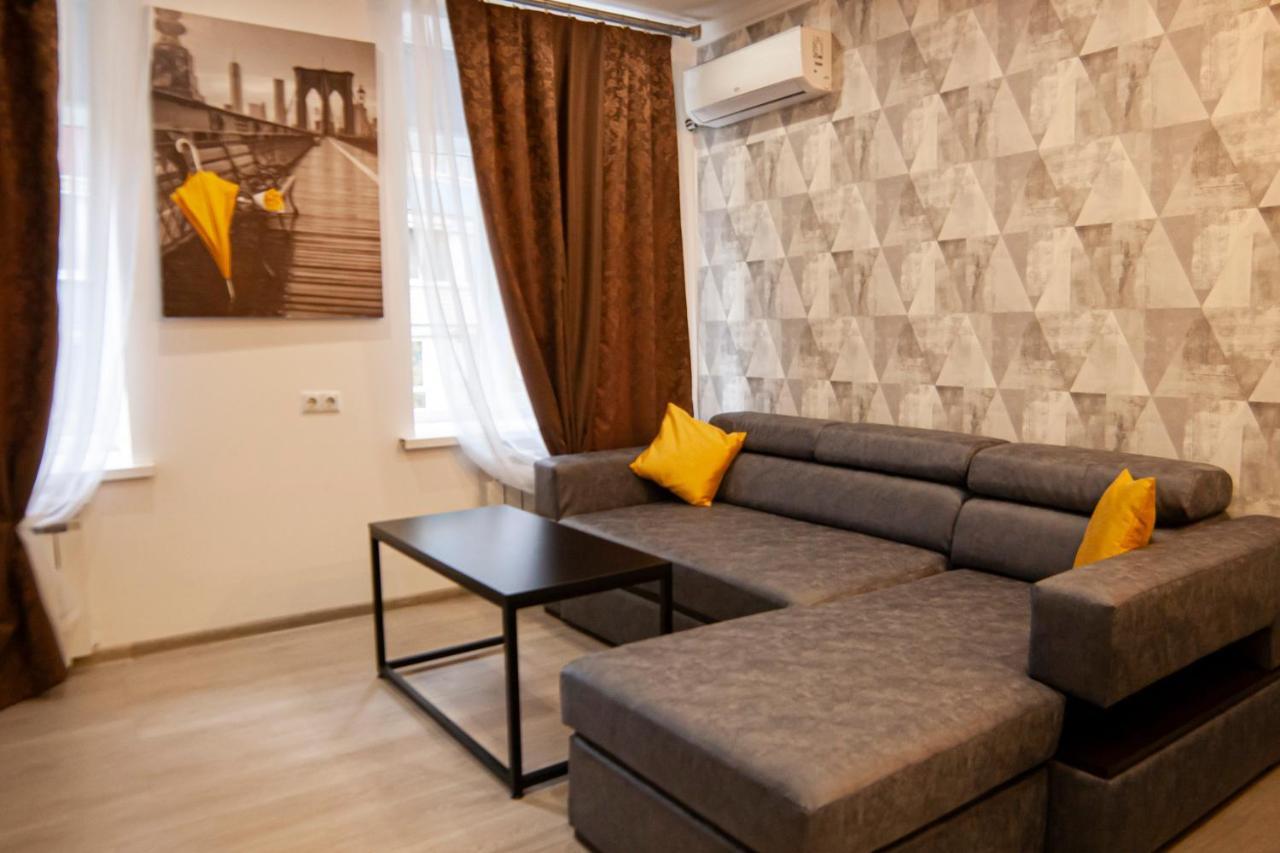 קייב Ultra Lux 3 Rooms Apartment Near Arena City מראה חיצוני תמונה